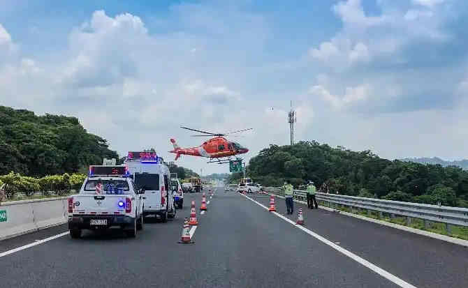 连州高速公路汽车救援案例