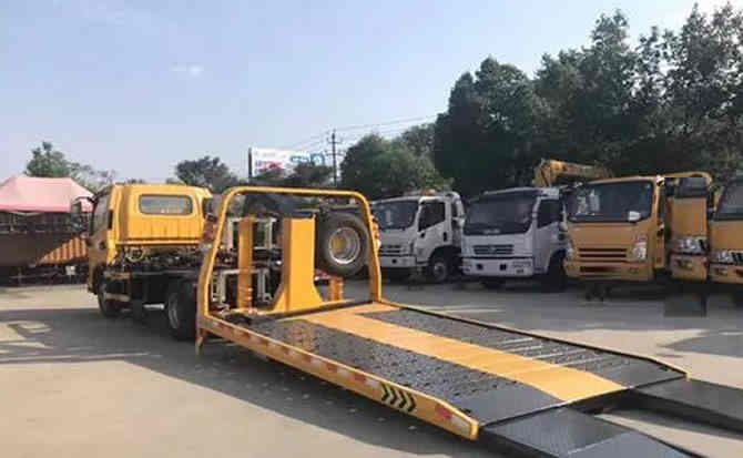 连州汽车中途维修案例